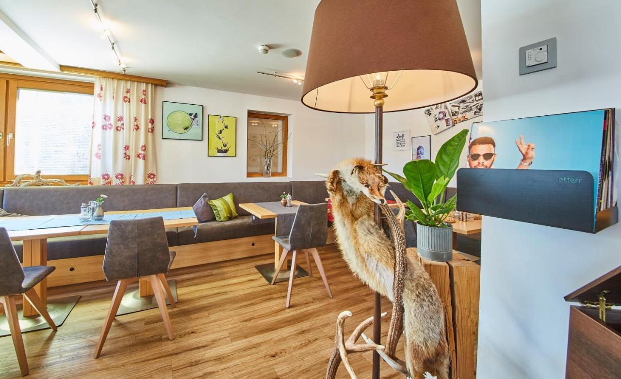 Fuchs Und Gretl Bed & Breakfast Saalbach-Hinterglemm Exterior photo