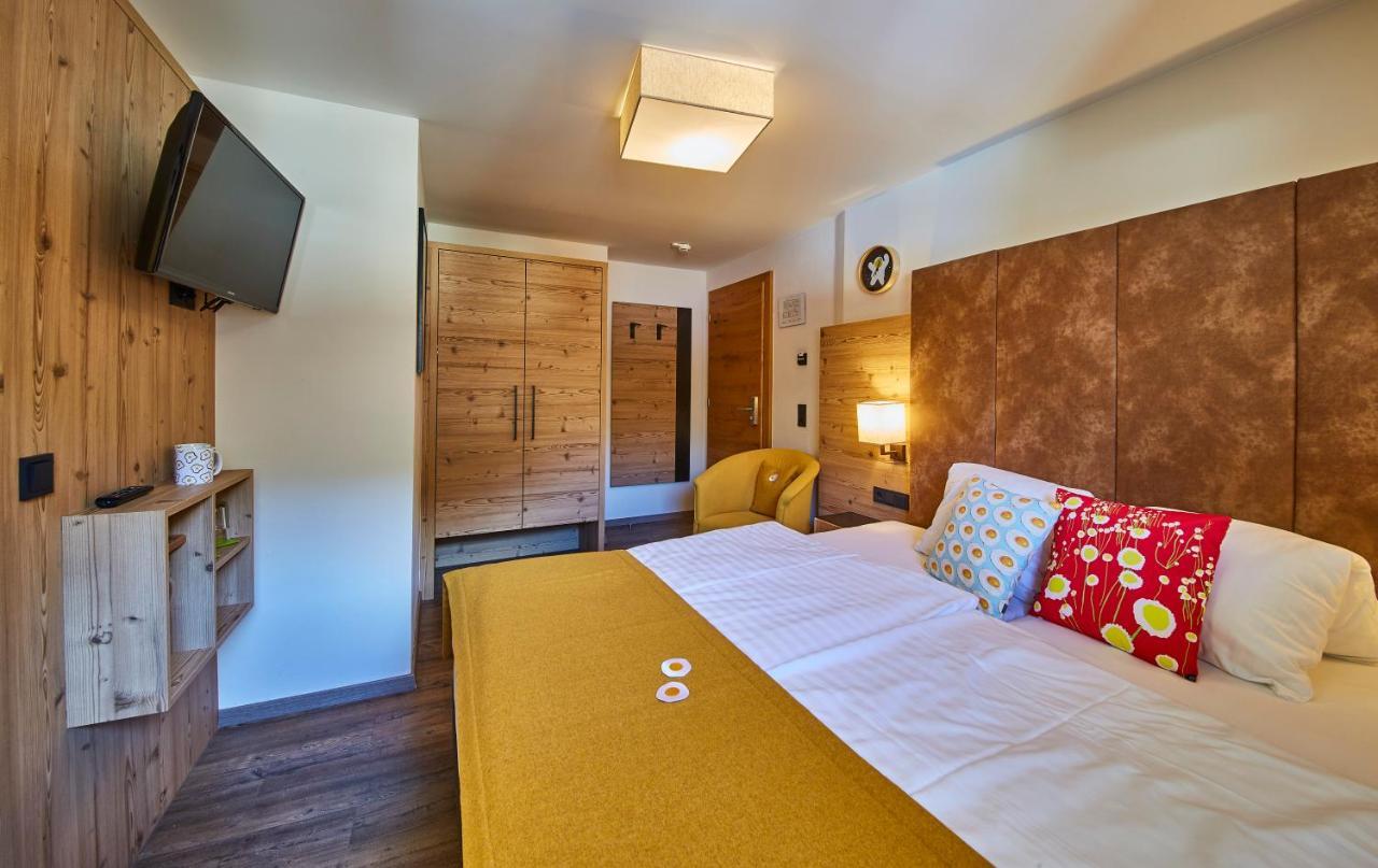 Fuchs Und Gretl Bed & Breakfast Saalbach-Hinterglemm Exterior photo