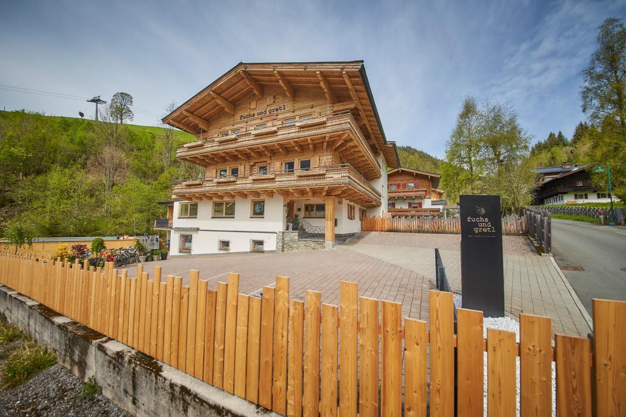 Fuchs Und Gretl Bed & Breakfast Saalbach-Hinterglemm Exterior photo